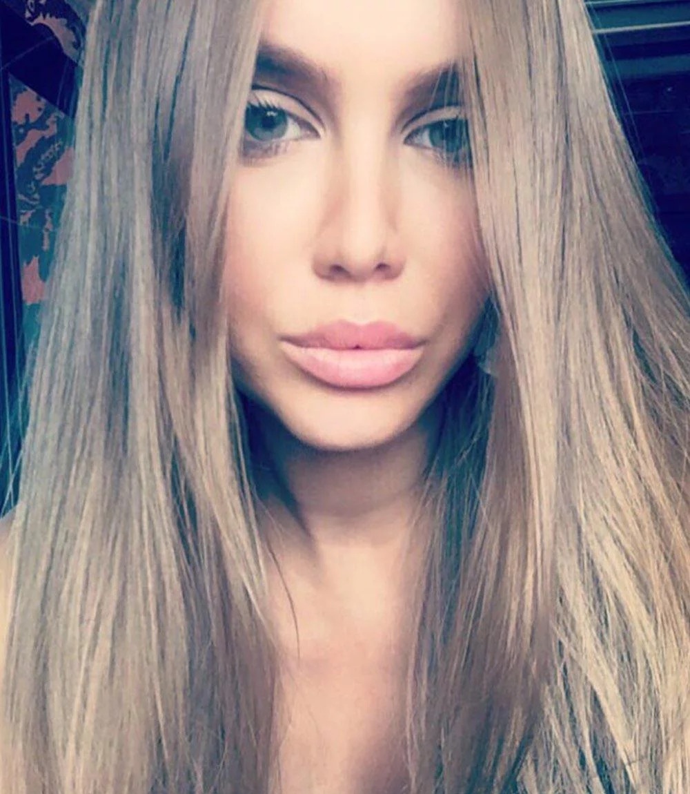 Кристина привлекательная девушка из Зимогорья цена от 3500 руб