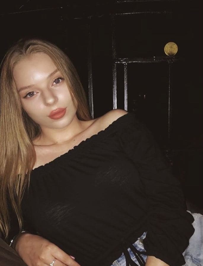 🎥 Диночка привлекальеная девушка из Зимогорья цена от 5000 руб