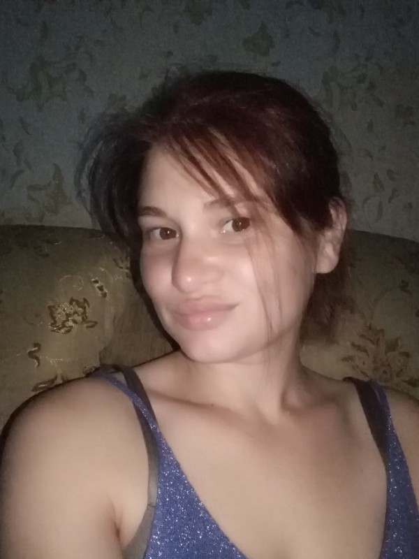 Анечка привлекательная девушка из Зимогорья цена от 3000 руб