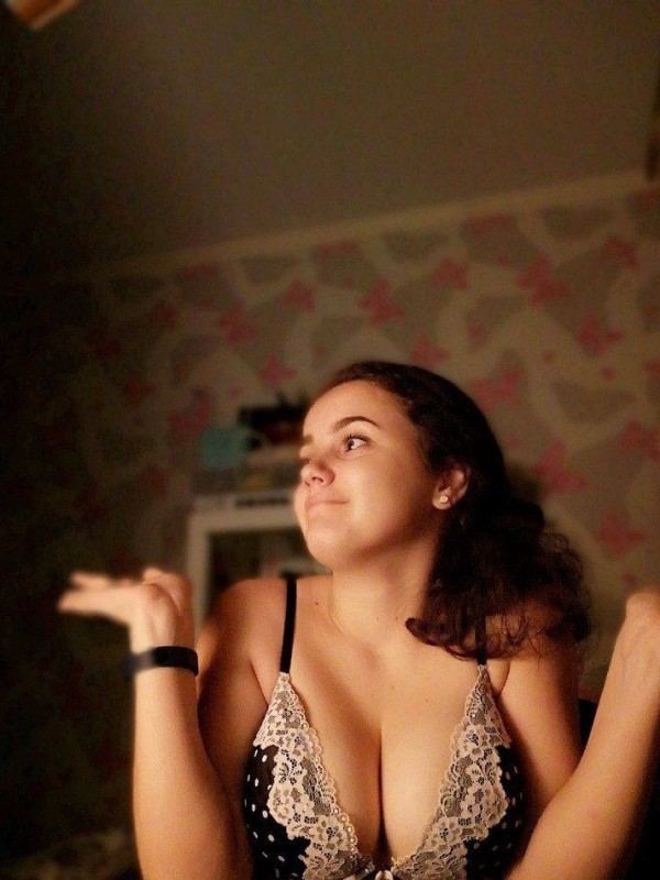 Рита привлекательная девушка из Зимогорья цена от 3000 руб