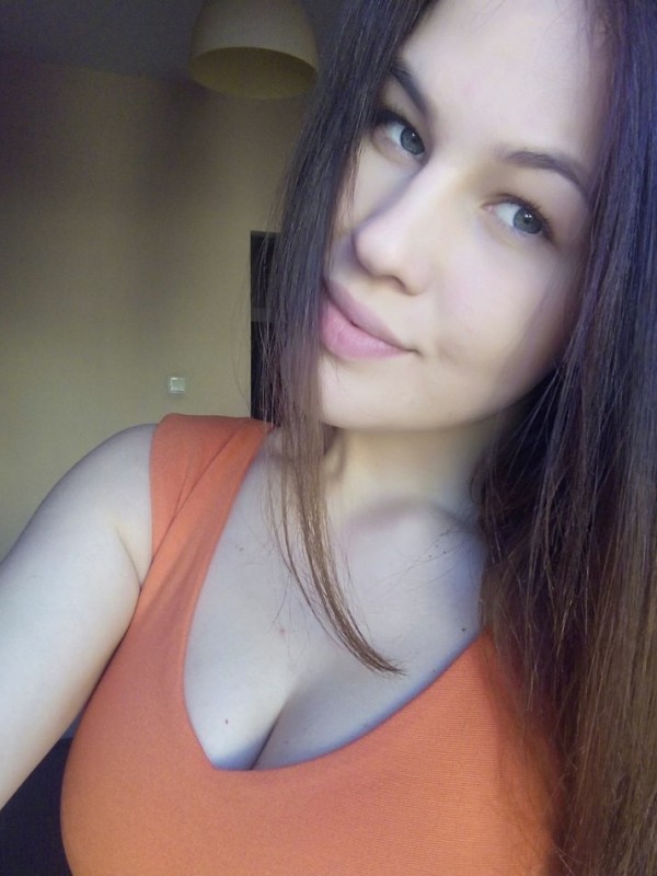 Рита привлекательная девушка из Зимогорья цена от 3500 руб