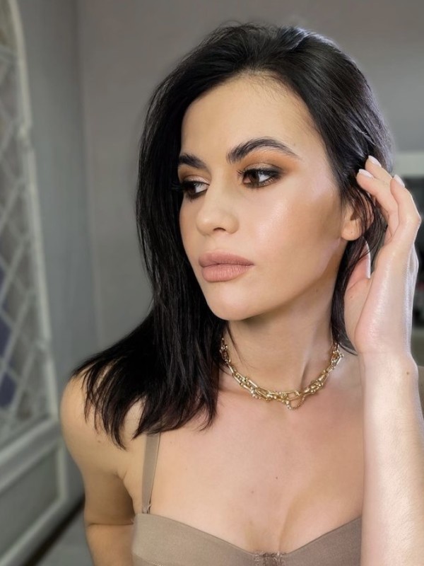 🎥 Лада привлекательная девушка из Зимогорья цена от 3000 руб